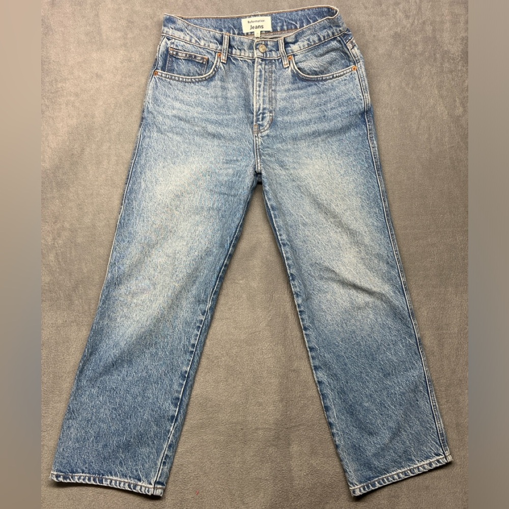 Reformation
Val 90's Mid Rise Straight
Cropped Jeans